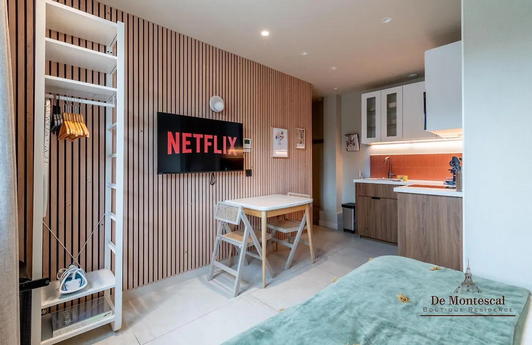 Montparnasse Central Studio With Ac 11 To 14M2 In A Prime Location-1